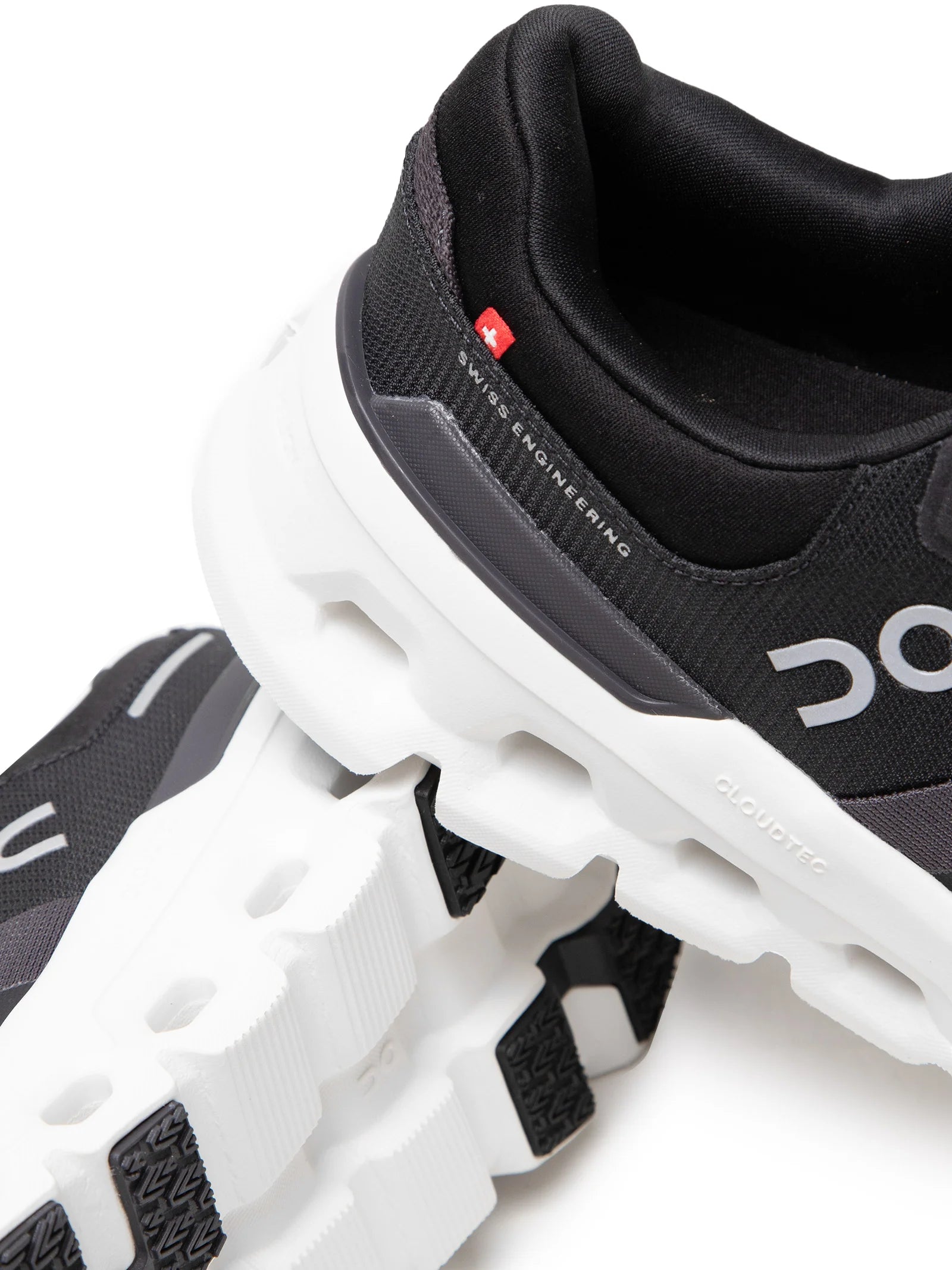 Tênis Feminino On Cloudrunner 2 – Preto