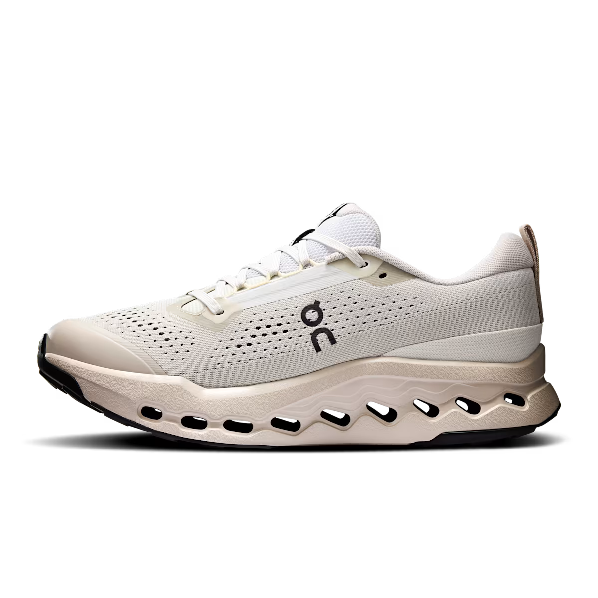 On Running Cloudsurfer Trail 2 Frost | Truffle