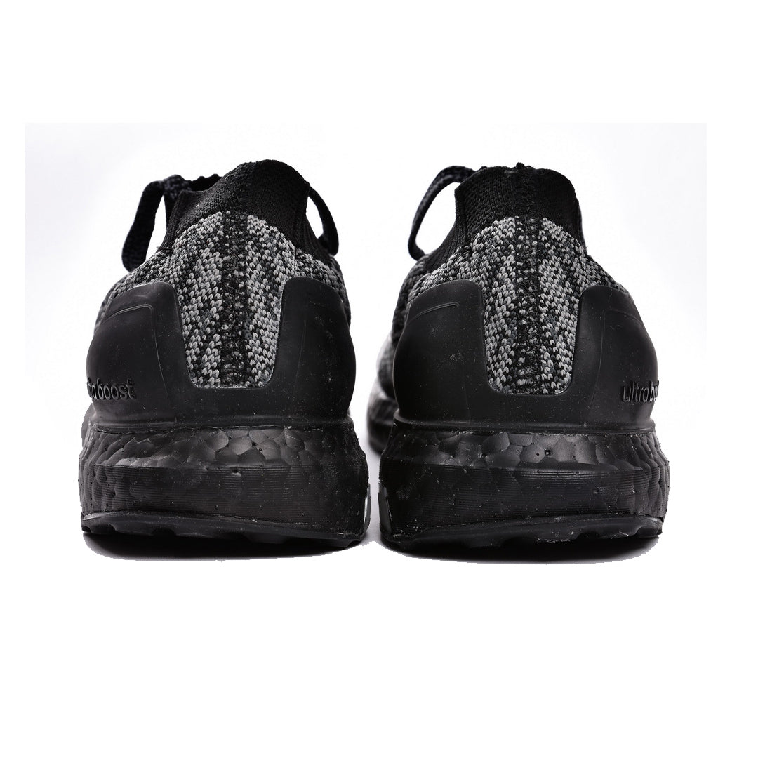 Ultra Boost Uncaged “BlackGrey”