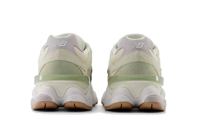 Tênis New Balance 9060 Garter Snake Pearl Grey Verde