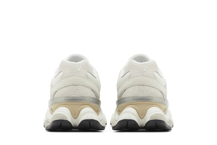 Tênis New Balance 9060 Sea Salt Moonbeam Branco