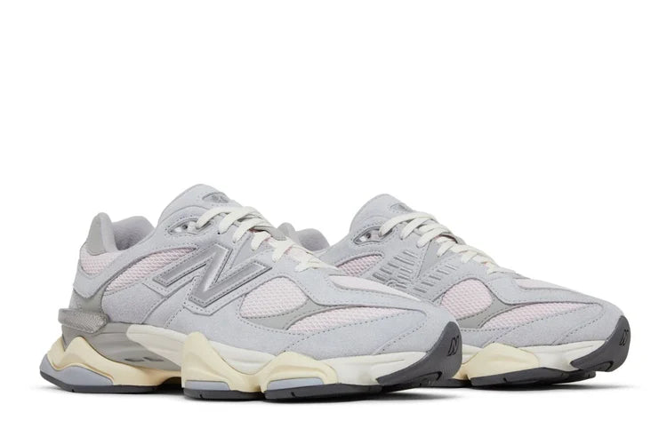 Tênis New Balance 9060 Pink Granite Silver Metallic Silver Cinza