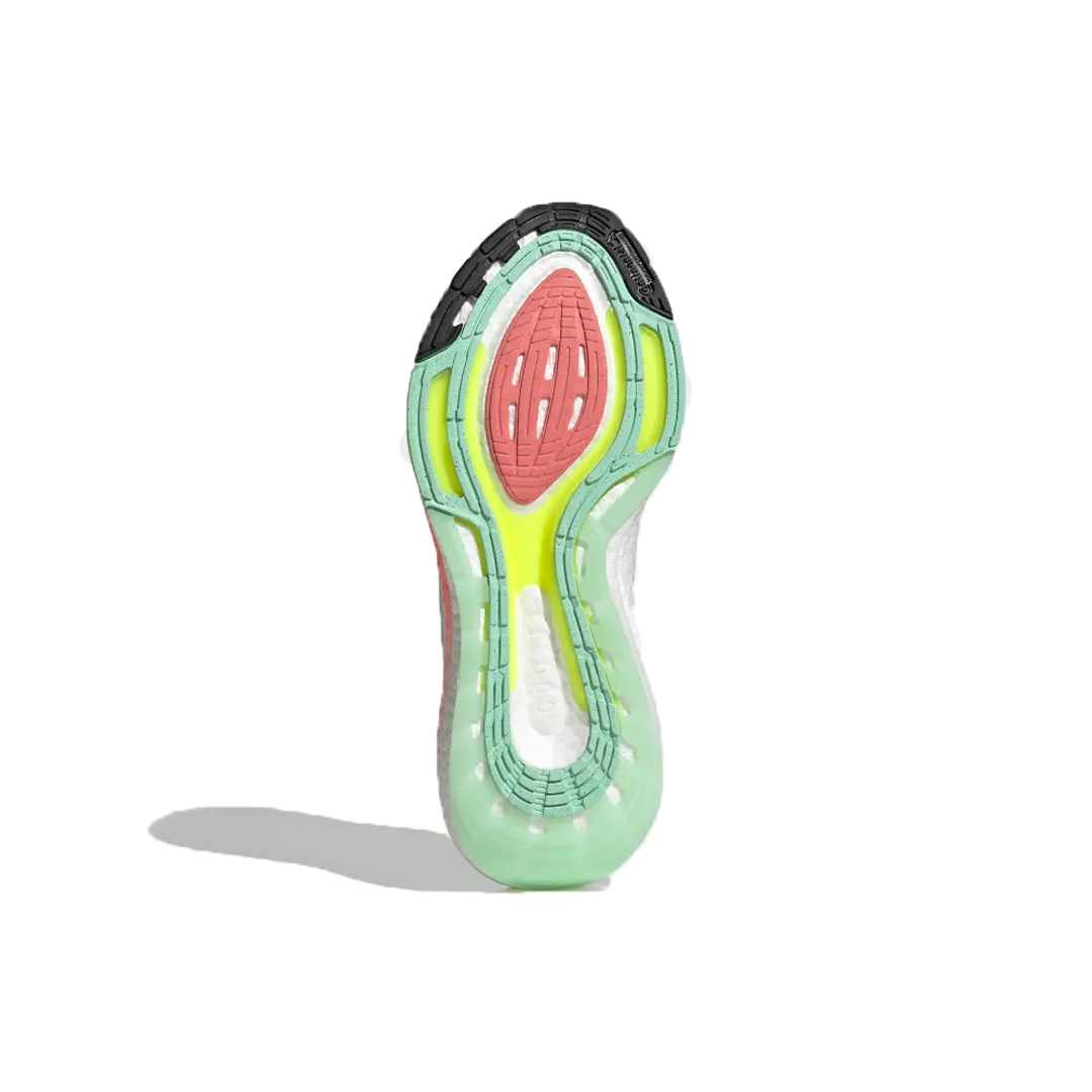 Ultraboost 22 `Crystal White Legacy Indigo’