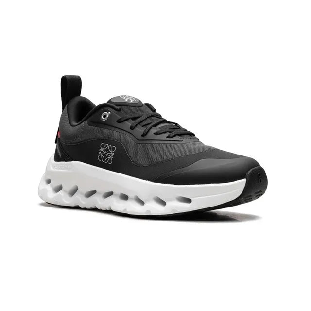 On Running Cloudtilt x Loewe All Black