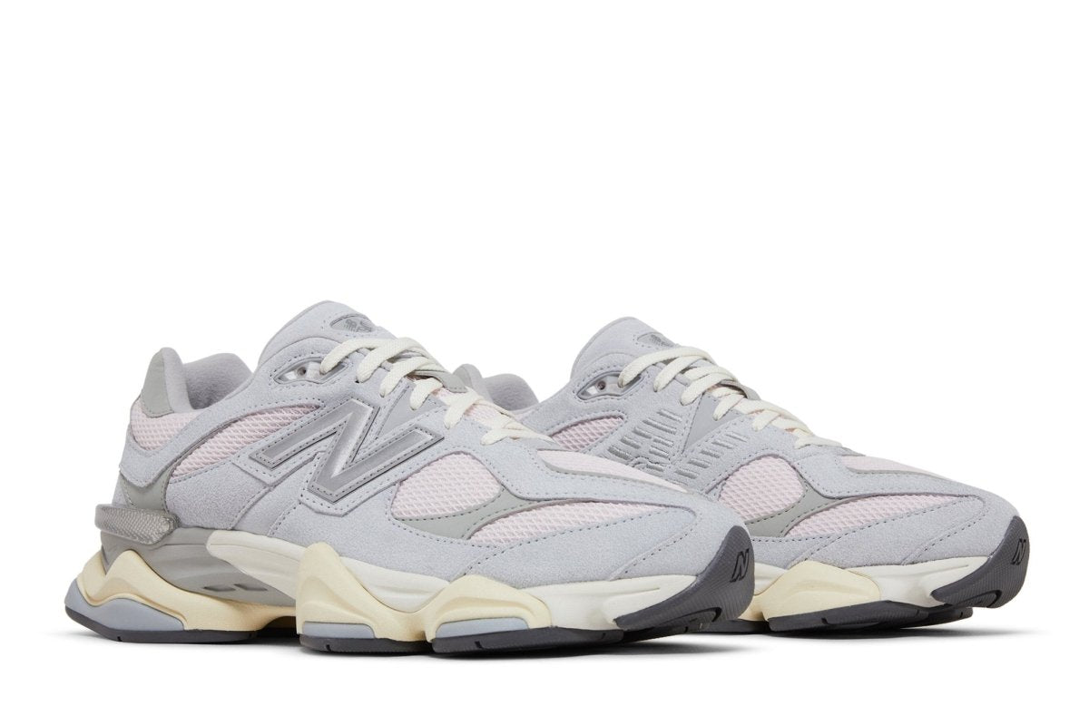 Tênis New Balance 9060 Pink Granite Silver Metallic Silver Cinza