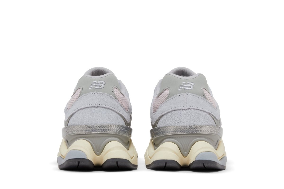 Tênis New Balance 9060 Pink Granite Silver Metallic Silver Cinza