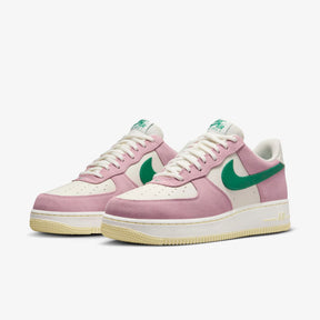 Tênis Nike Air Force 1 '07 LV8 Masculino