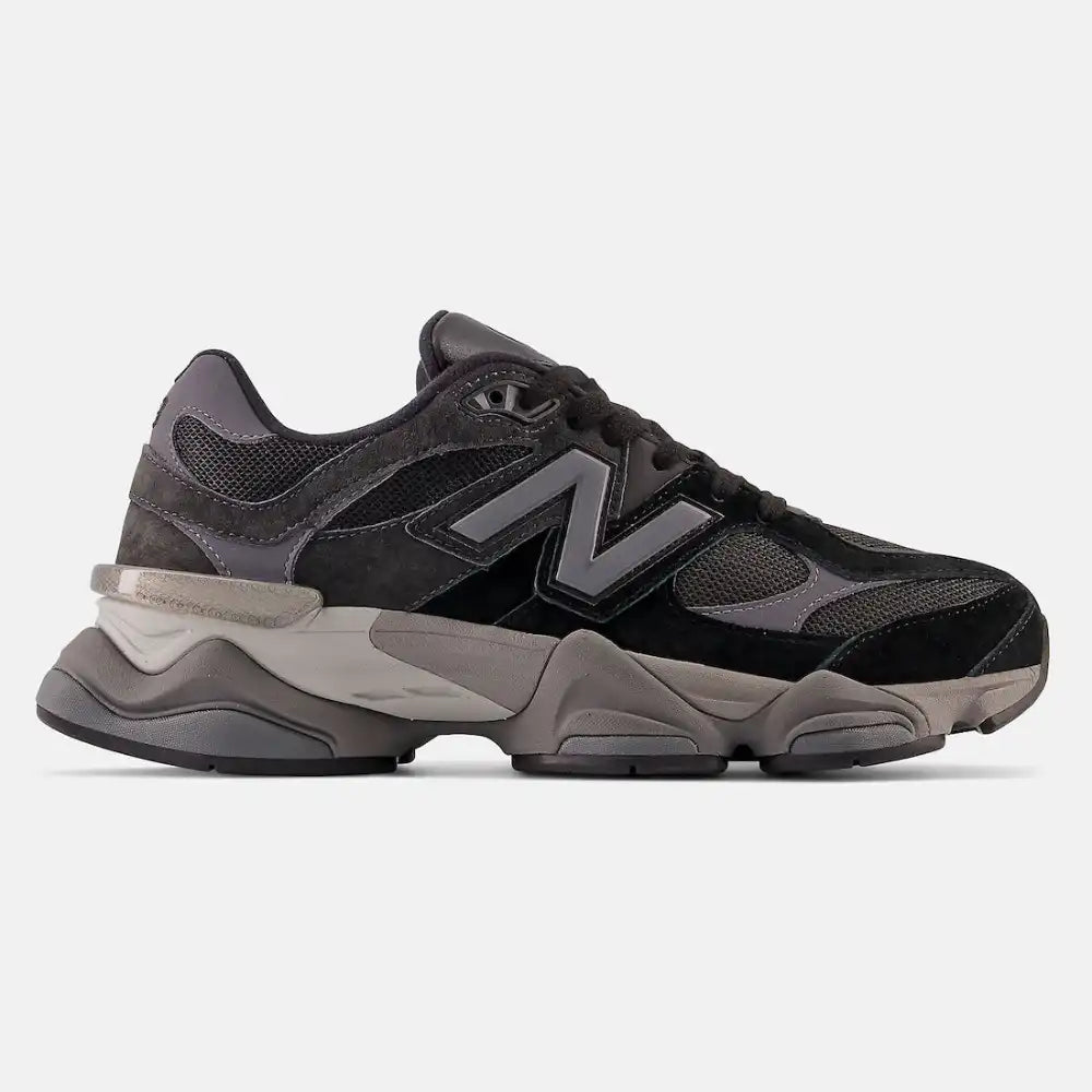 NB 9060 Black Castlerock