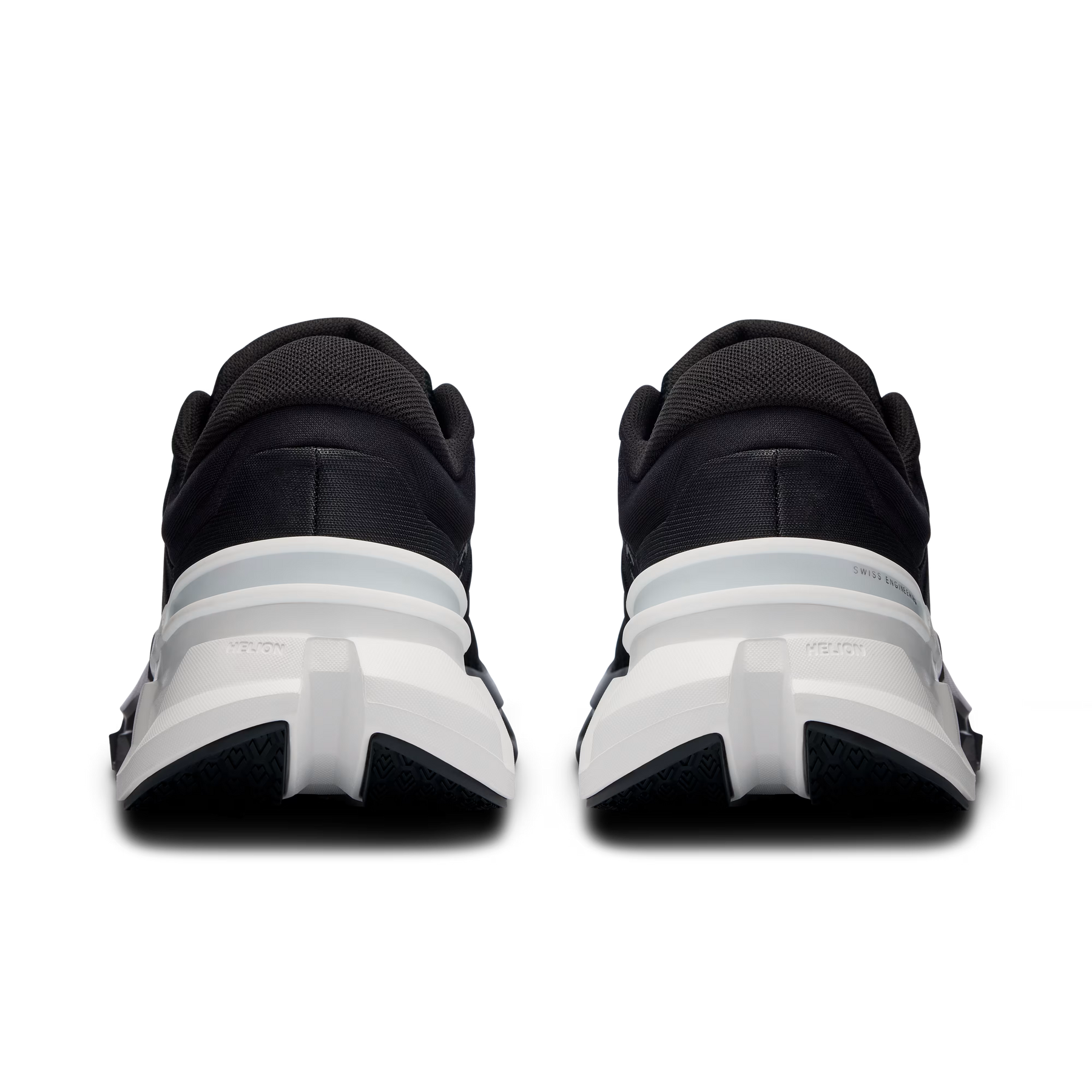 Tênis Feminino On Running Cloudflyer 5 Black | White