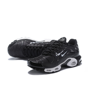 Nike Air Max plus TN "Black/White"