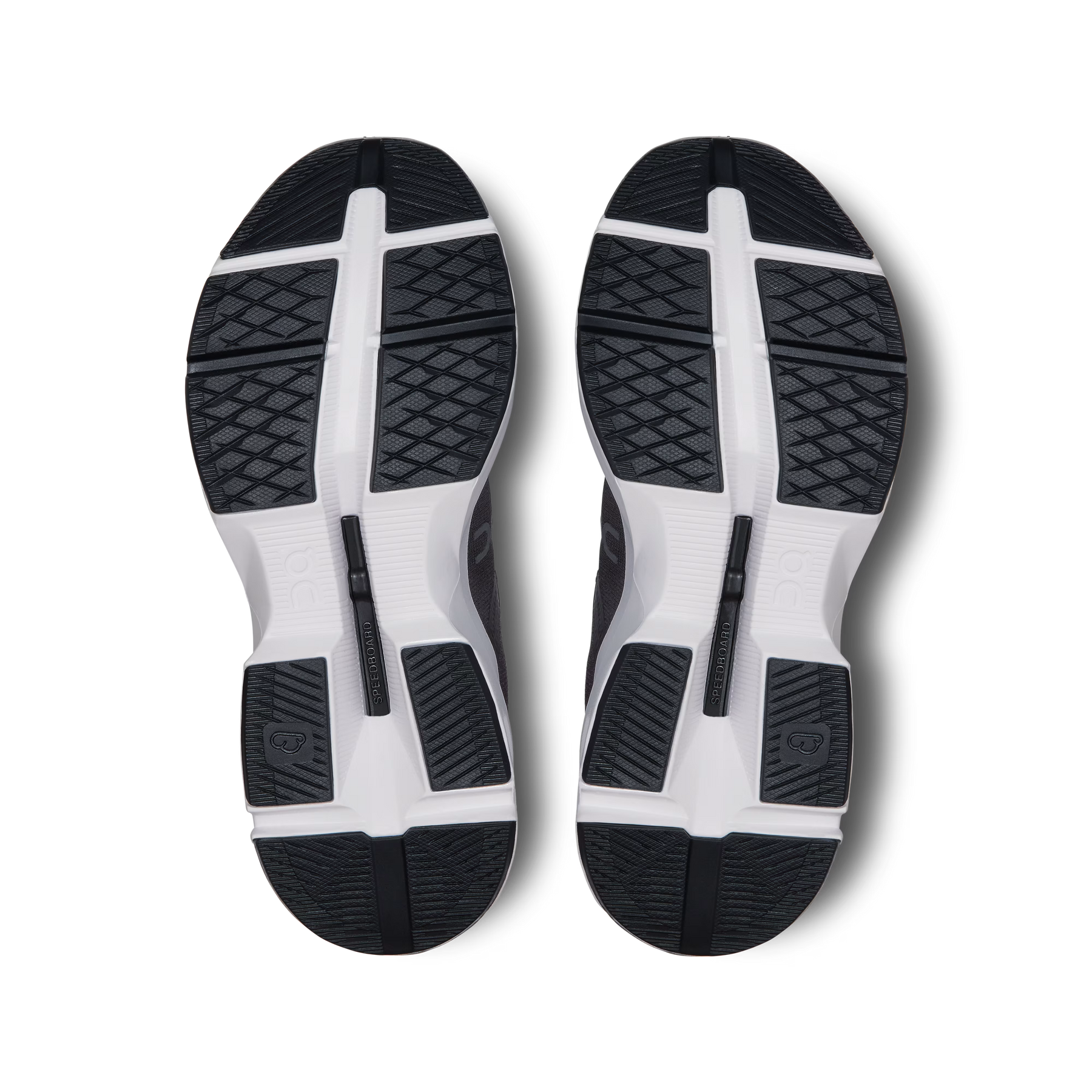 Cloudpulse - Black | White - feminino