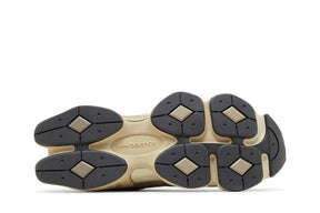 Tênis New Balance 9060 Driftwood Castlerock Marrom