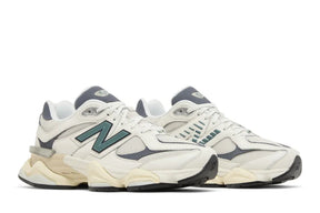 Tênis New Balance 9060 Sea Salt New Spruce Dark Arctic Grey Cinza