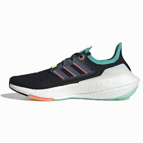 UltraBoost 22 'Black Turbo Mint'