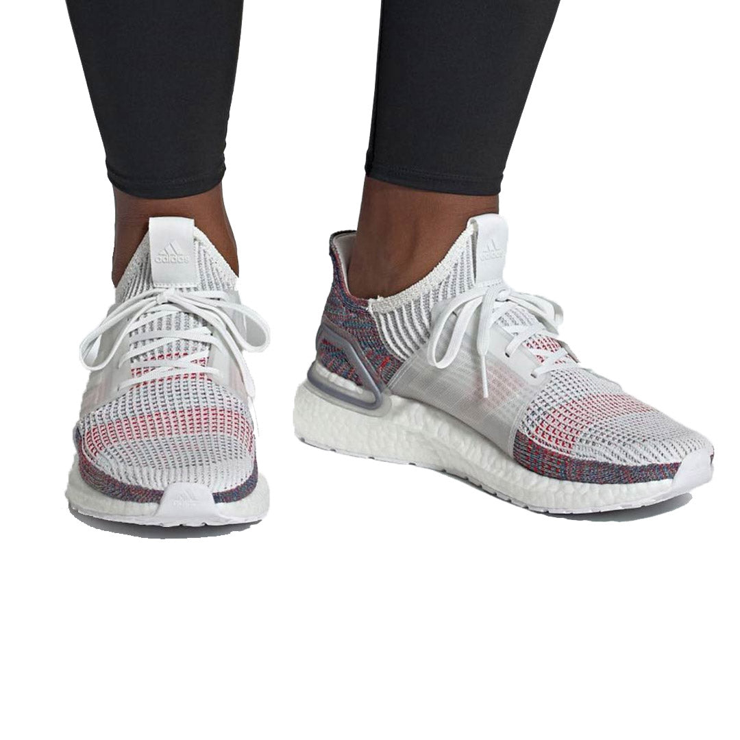 UltraBoost 19 'Refract'