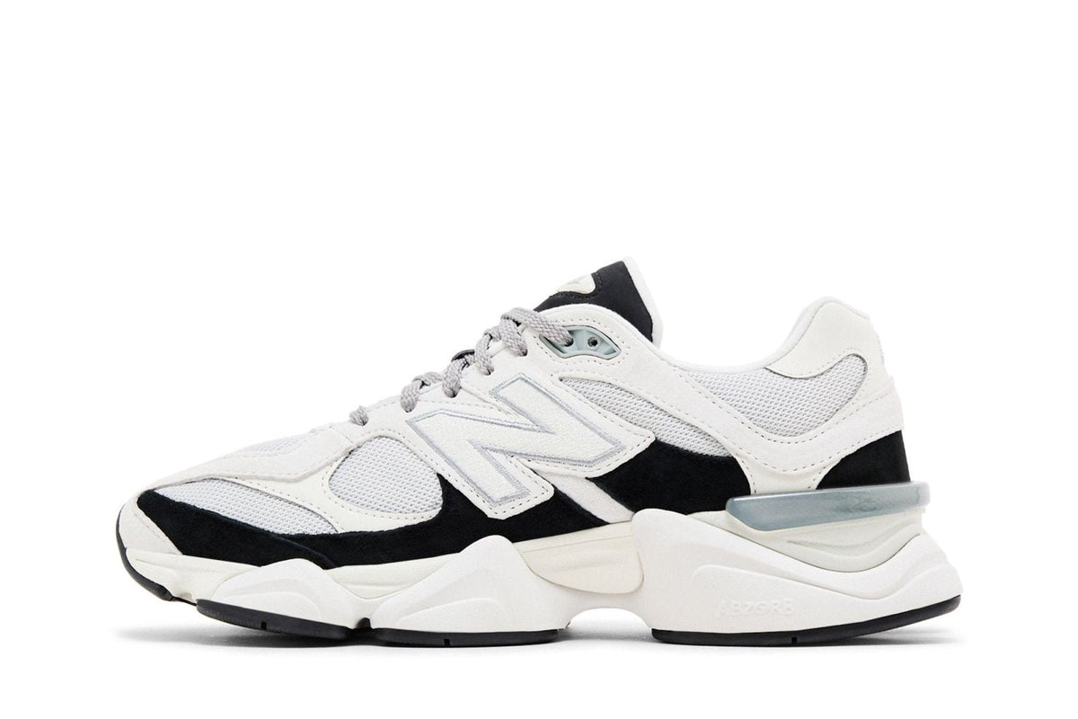 Tênis New Balance 9060 Reflection Black Suede Branco