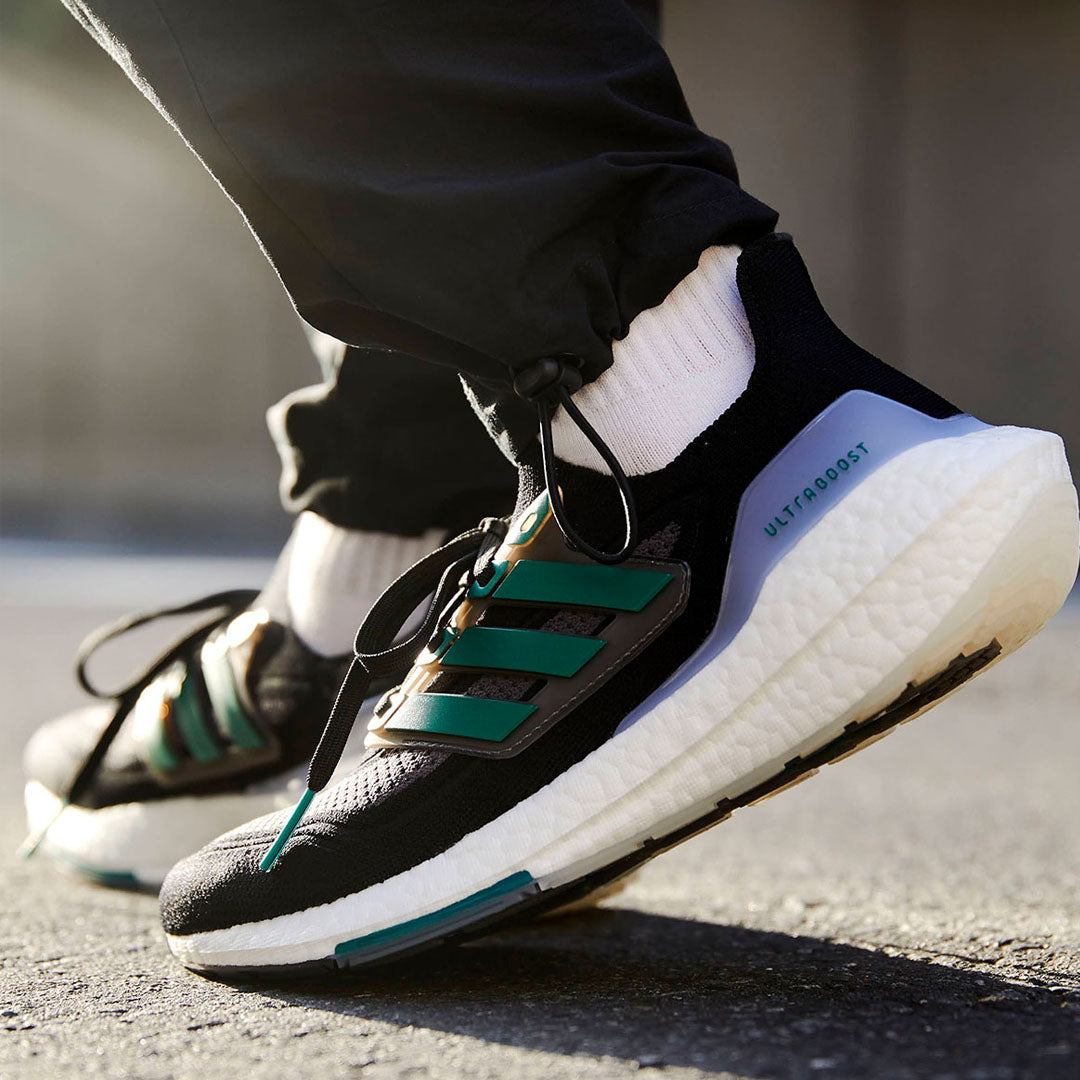 UltraBoost 21 'Black Sub Green'